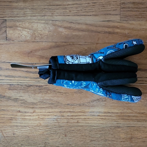 STAR WARS - A New Hope Princess Leia R2D2 - Heat Resistant Oven Mitt 2-pk DISNEY - Picture 4 of 6